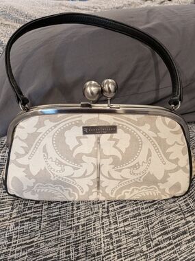 Karen Wilson Cream and Gray Patterned Frame-Top Handbag